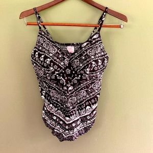 Super cute summer tank top!